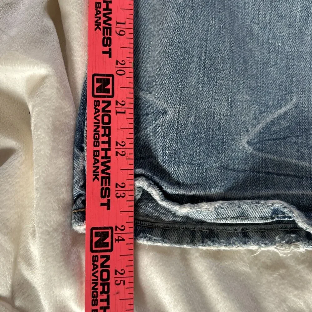 American Eagle Men’s Jeans 26x28 Slim Light Wash Ripped Distressed Holes Button - Picture 6 of 8